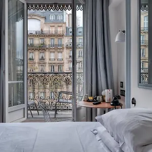 Stella Etoile 3*, Paris France